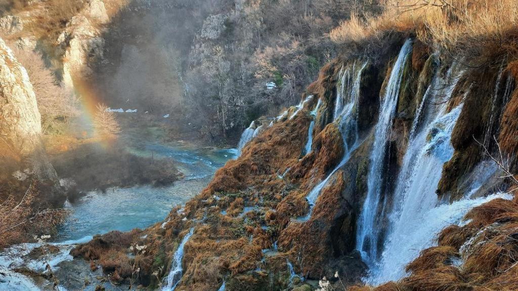 Apartman Black River Plitvička Jezera Dış mekan fotoğraf